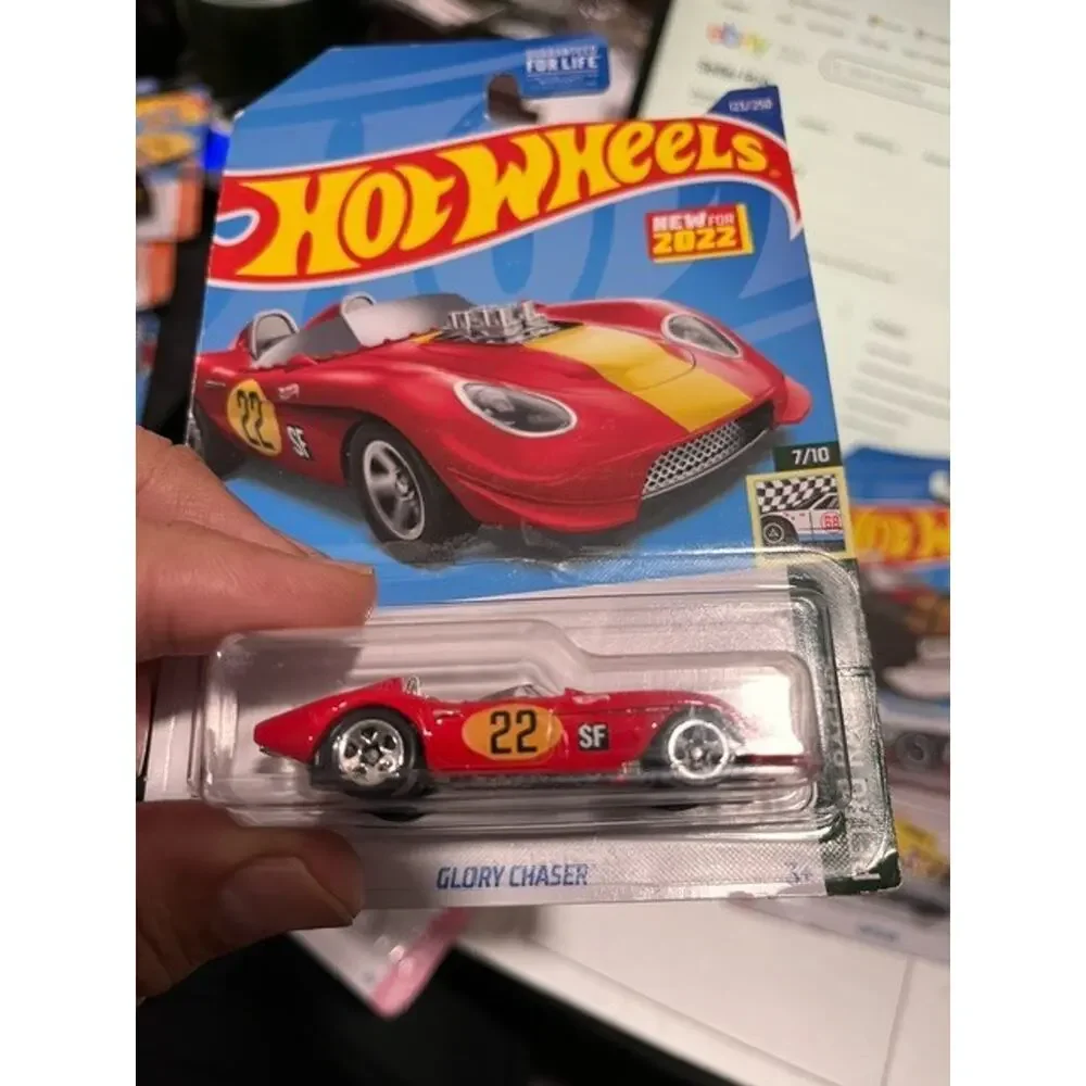 LOT OF 10 DIFFENT COLLECTIBLE HOT WHEELS (CAR AND TRUCKS FROM MATTEL 2021 )17-5